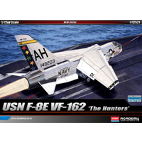 Academy 12521 1/72 USN F-8E VF-162 "The Hunters" Plastic Model Kit