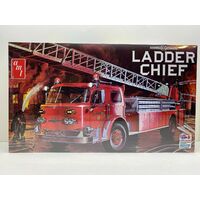 AMT 1204 American LaFrance Ladder Chief Fire Truck Plastic Model Kit