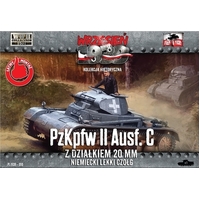 First To Fight 010 1/72 Pz.Kpfw. II Ausf.C w/20mm gun Plastic Model Kit