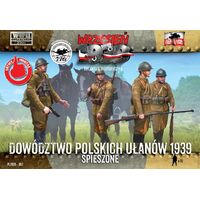 First To Fight 067 1/72 Polish Uhlans Headquarters on foot Plastic Model Kit