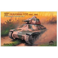 RPM 72217 1/72 Light tank Hotchkiss H35 late (France - 1940) Plastic Model Kit