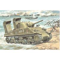 Unimodel 216 1/72 Tank M4A3 with Deep Wading Trunks Plastic Model Kit
