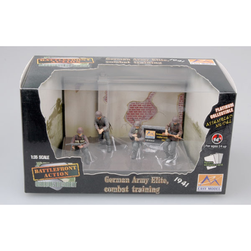 Easy Model 33602 1/35 WWII German Soldiers Waffen SS Combat Training, 1941 (4 Fig) Assembled Model
