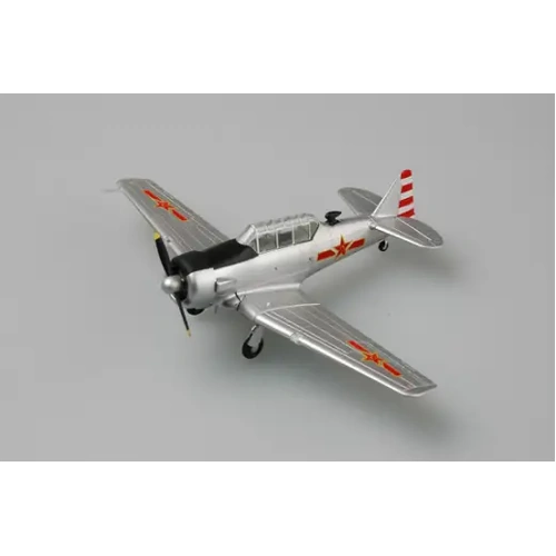 Easy Model 36315 1/72 T-6G-The PLA Air Force Assembled Model