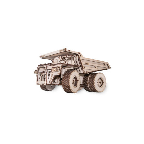 Model with rubber band engine, opening body and doors, visual piston system