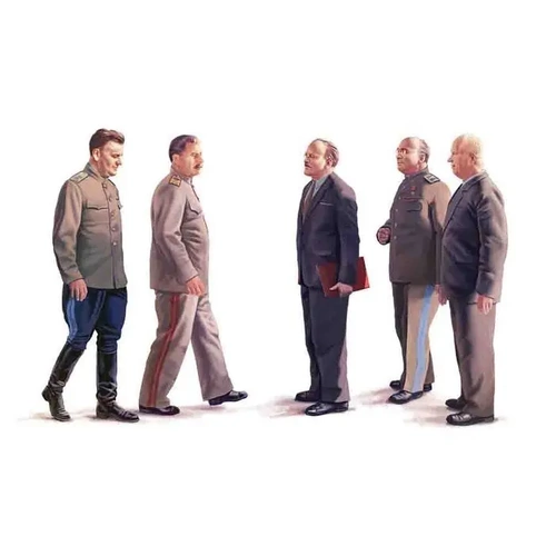 ICM 1:35 Stalin & Co (5)