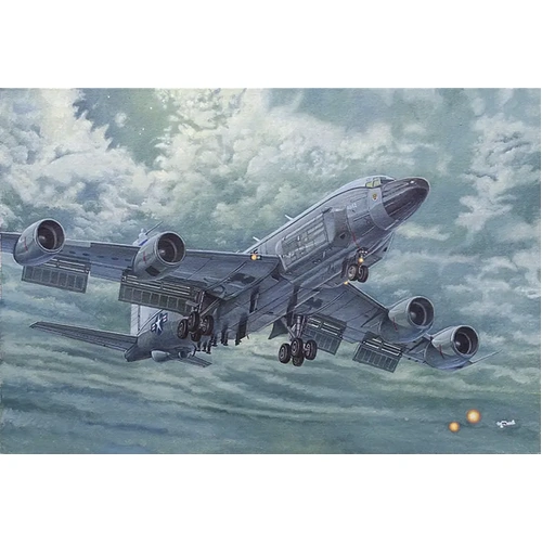 Roden 1/144 Boeing RC-135V/W Rivet Joint Plastic Model Kit