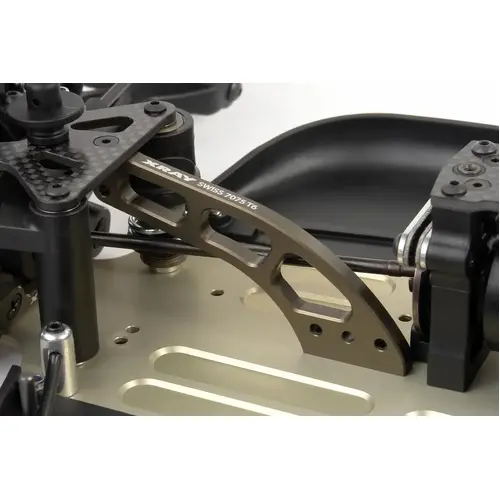 XRAY XB808 FRONT ALU BRACE SWISS 70 - XY352087